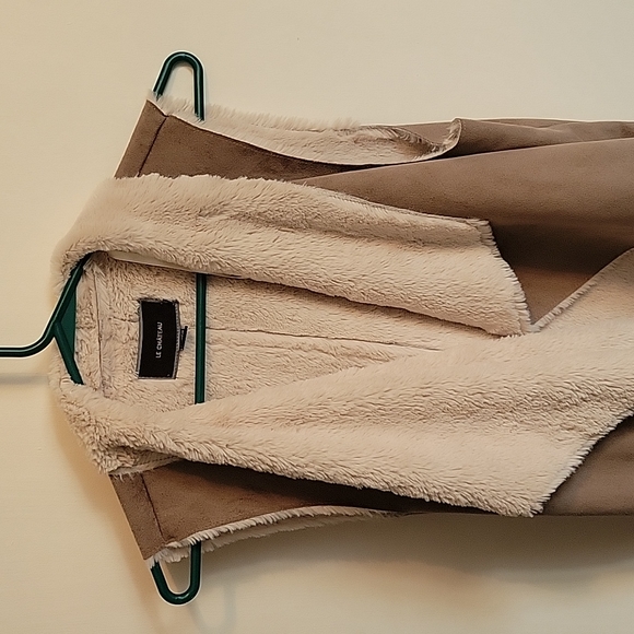 Le Chateau Vest - Picture 3 of 6